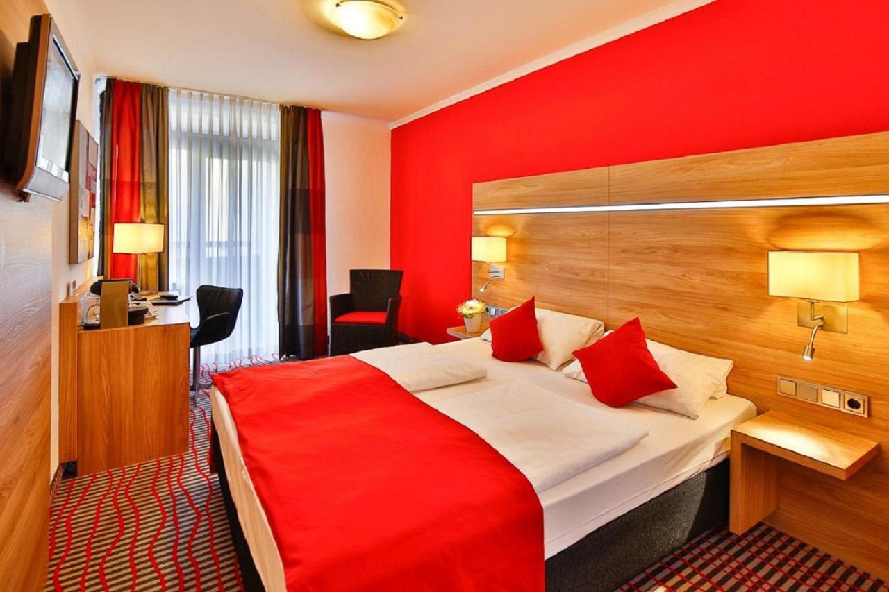 Hotel Wallis Мюнхен Екстериор снимка