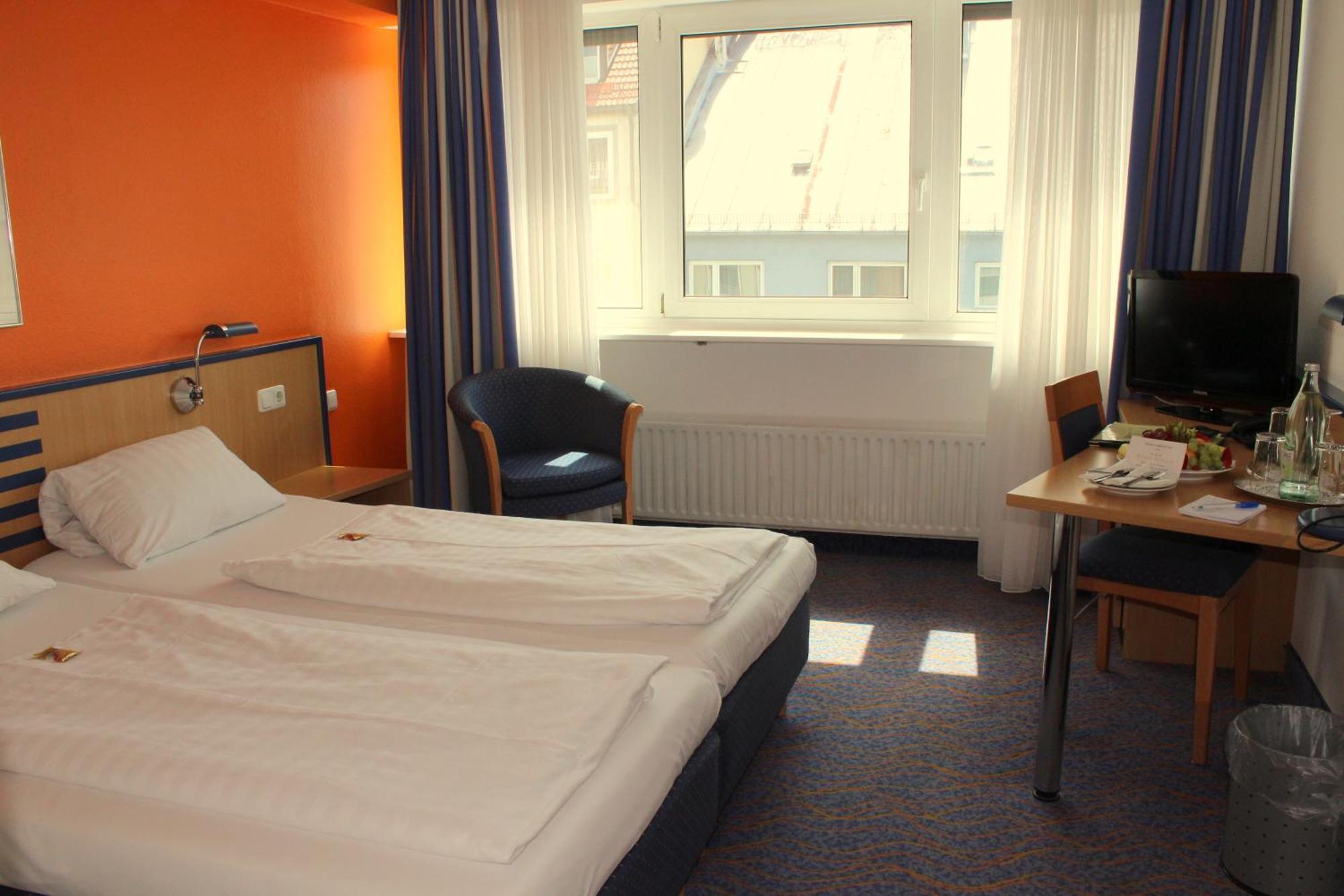 Hotel Wallis Мюнхен Стая снимка