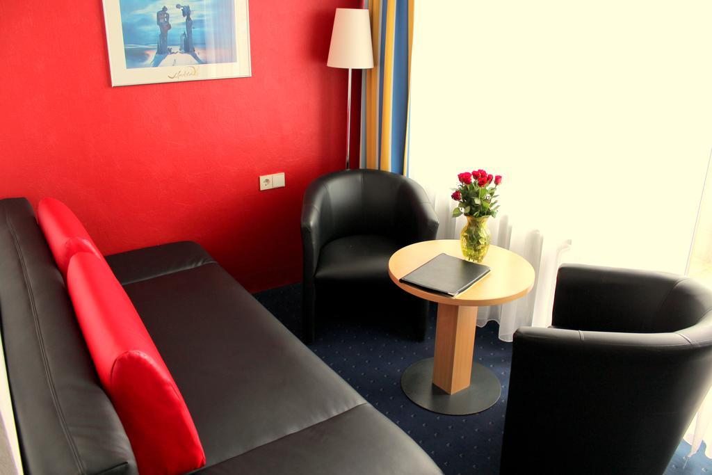 Hotel Wallis Мюнхен Екстериор снимка