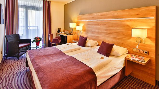 Hotel Wallis Мюнхен Екстериор снимка
